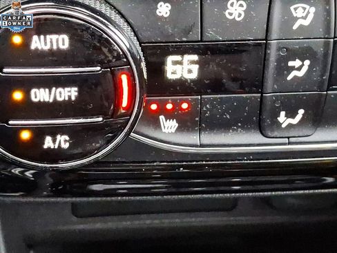 Used 2022 Buick Encore GX Essence w/ Experience Buick Package image 24