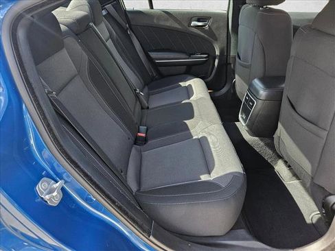 Used 2022 Dodge Charger SXT RWD image 19