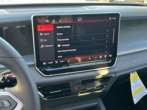 New 2026 Volkswagen Tiguan SE R-Line FWD image 22