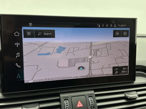 Used 2022 Audi Q5 e Premium Plus w/ Premium Plus Package image 5