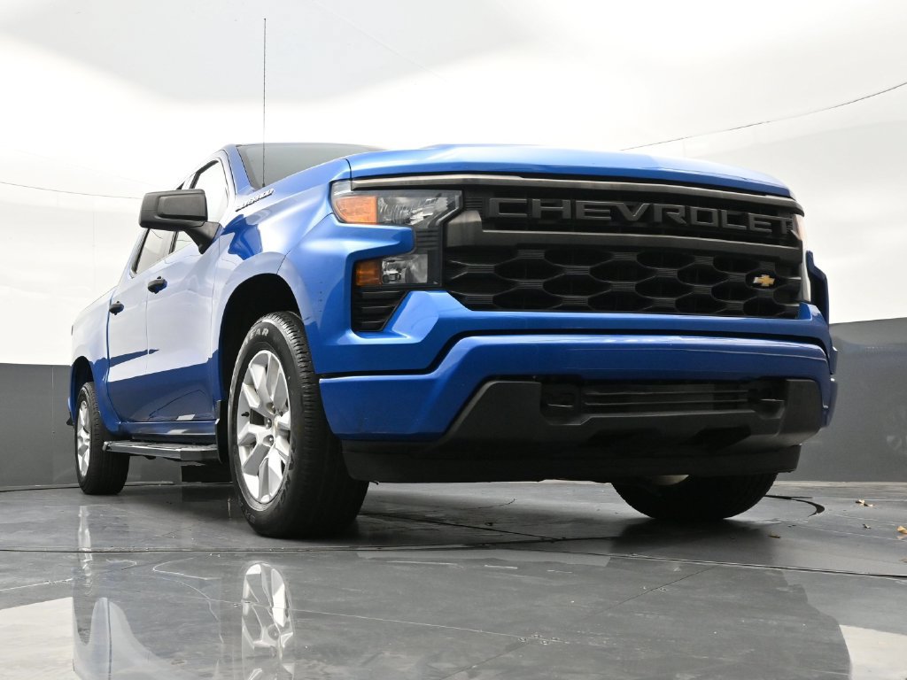 Used 2022 Chevrolet Silverado 1500 Custom RWD image 29