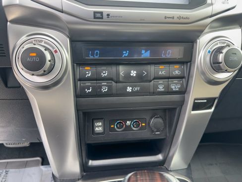 Used 2016 Toyota 4Runner Limited AWD/4WD image 28