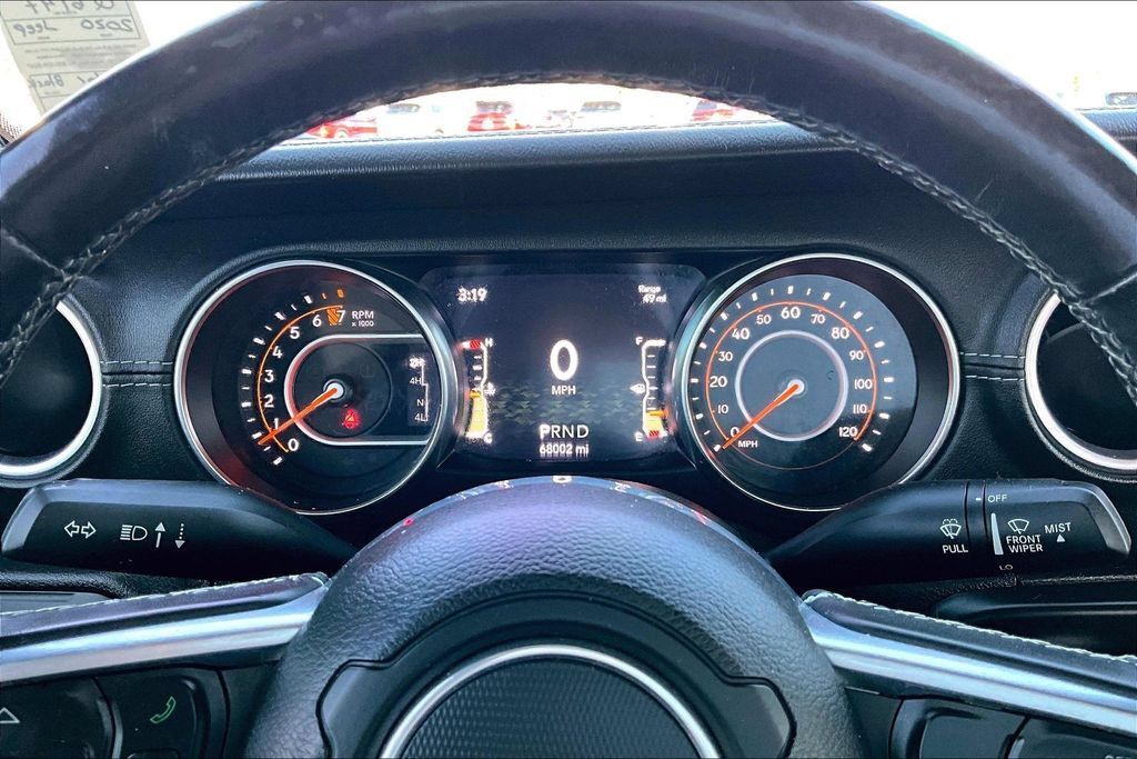 Used 2020 Jeep Gladiator Overland AWD/4WD image 21