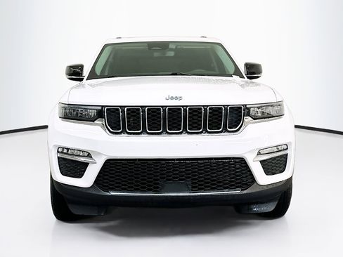 Used 2022 Jeep Grand Cherokee Limited 4xe image 2