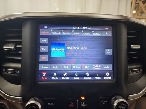 Used 2020 RAM 2500 Laramie image 16