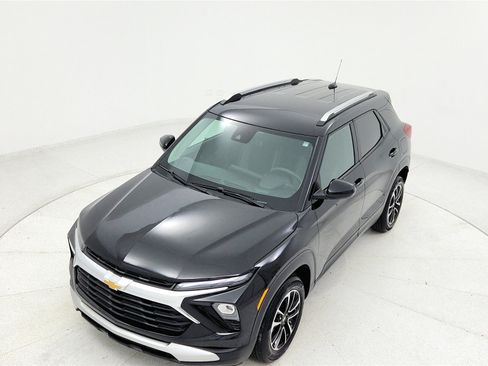 Used 2025 Chevrolet TrailBlazer LT image 38