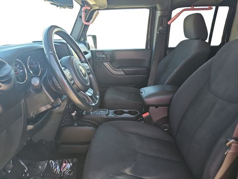 Used 2017 Jeep Wrangler Unlimited Sport w/ Quick Order Package 24S AWD/4WD image 10