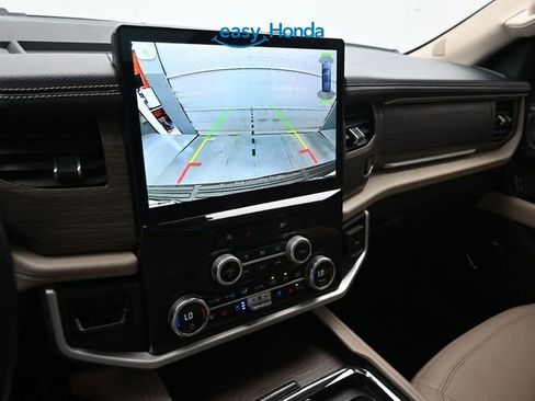 Used 2024 Ford Expedition Max Limited image 12