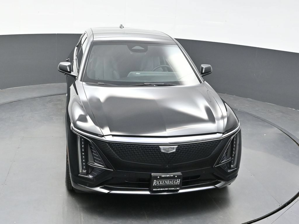 Certified 2025 Cadillac Lyriq Luxury AWD/4WD image 30