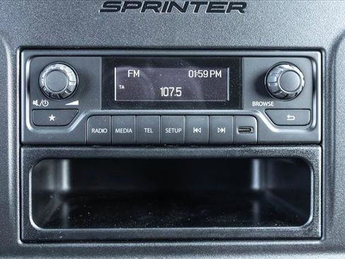 Used 2025 Mercedes-Benz Sprinter 2500 image 18