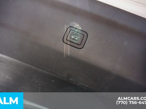 Used 2025 Chevrolet Tahoe LT AWD/4WD image 25
