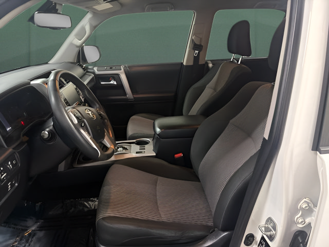 Used 2022 Toyota 4Runner SR5 AWD/4WD image 11