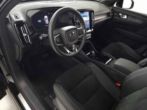 Certified 2023 Volvo C40 P8 Recharge Ultimate image 20