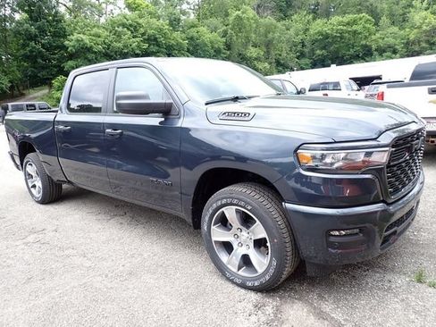 New 2026 RAM 1500 Express AWD/4WD image 10