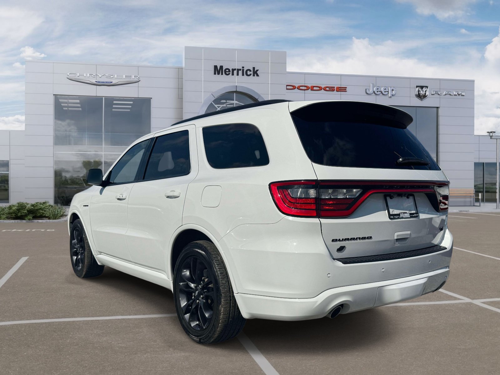 Used 2025 Dodge Durango R/T AWD/4WD image 8