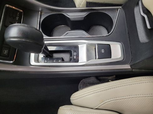 Used 2019 Subaru Ascent Limited w/ Popular Package #3 image 26