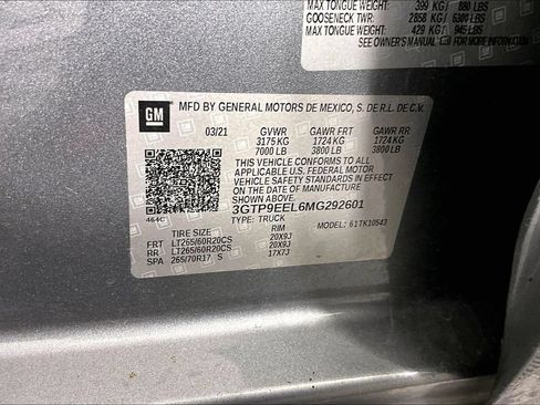 Used 2021 GMC Sierra 1500 AT4 w/ Technology Package AWD/4WD image 5