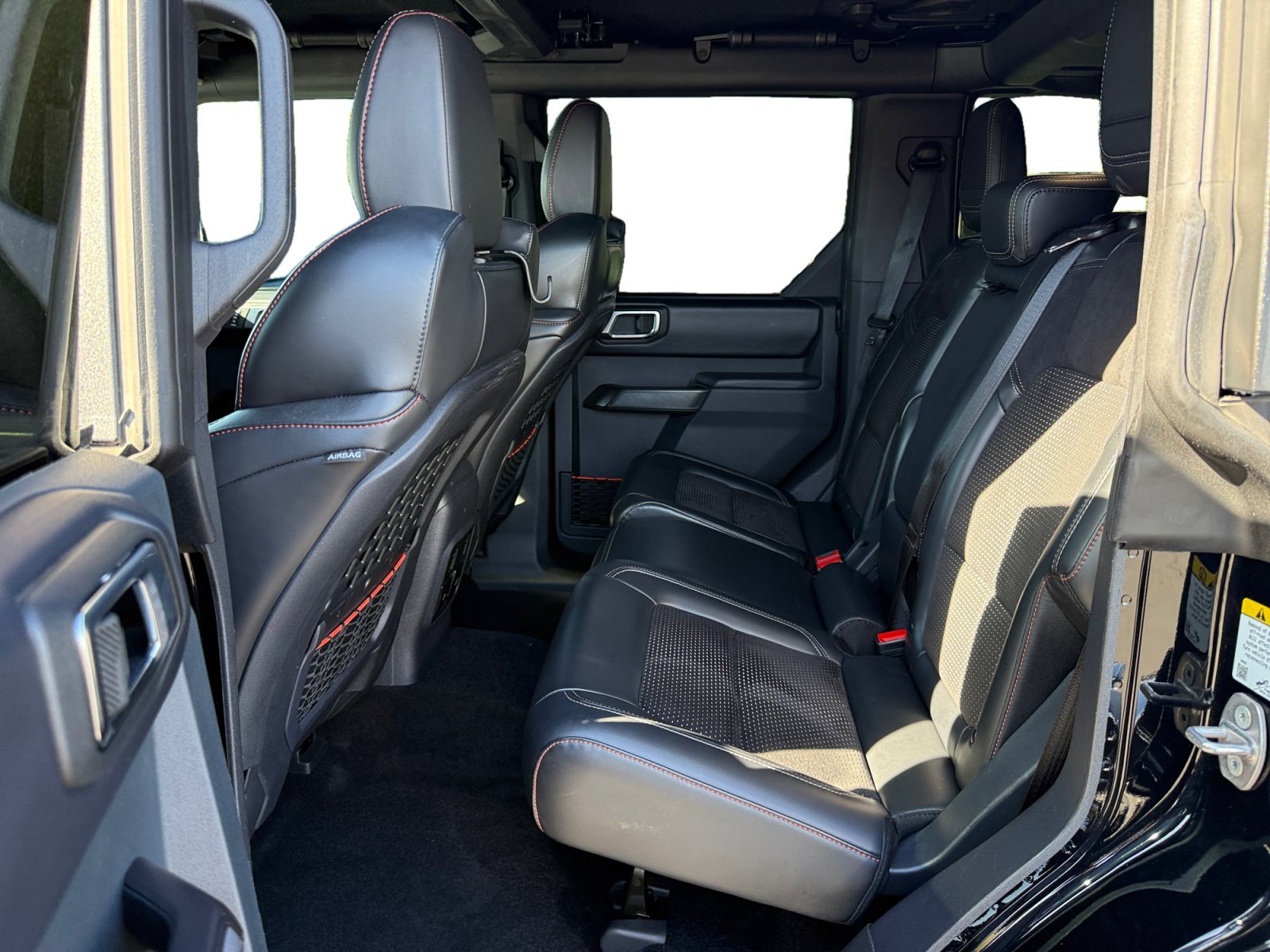 Used 2024 Ford Bronco Raptor w/ Interior Carbon Fiber Pack 6 AWD/4WD image 16