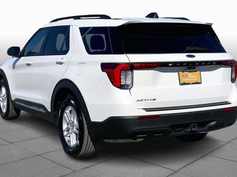 Certified 2025 Ford Explorer Active image 12