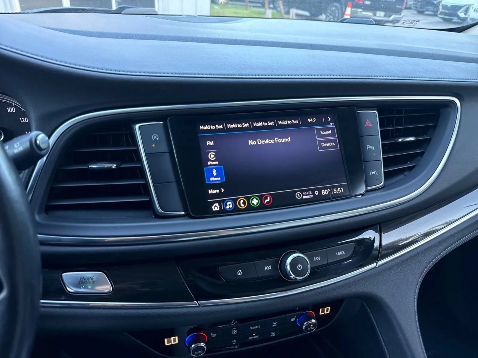 Used 2023 Buick Enclave Essence FWD image 21