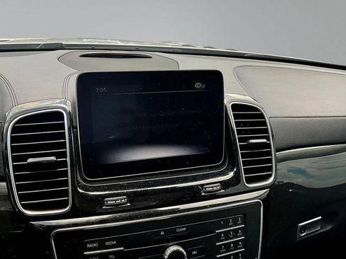 Used 2018 Mercedes-Benz GLS 550 4MATIC w/ Driver Assistance Package image 14