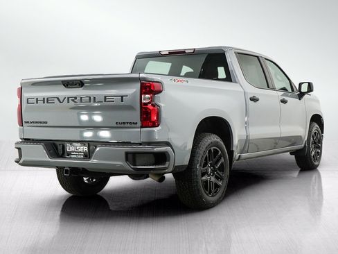 Used 2024 Chevrolet Silverado 1500 Custom w/ Turbomax Blackout Package AWD/4WD image 5