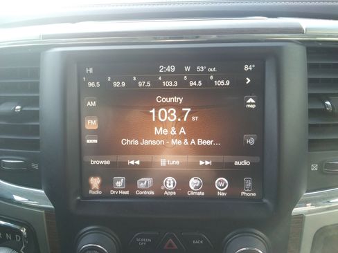 Used 2017 RAM 1500 Laramie w/ Convenience Group image 20