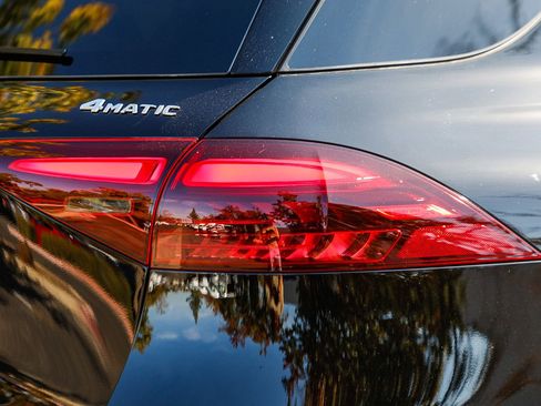 New 2026 Mercedes-Benz GLE 450 4MATIC image 8