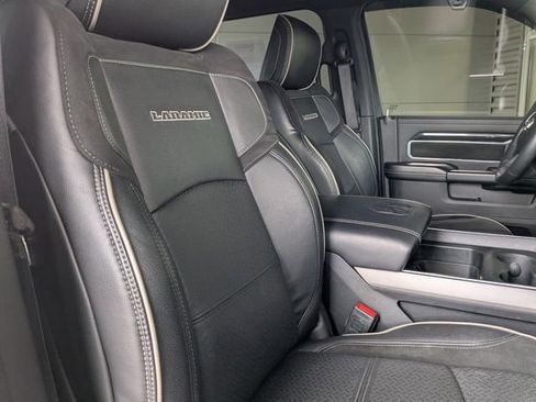 Used 2022 RAM 2500 Laramie w/ Night Edition image 28