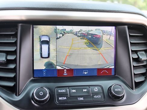 Used 2019 GMC Acadia Denali w/ Technology Package AWD/4WD image 22