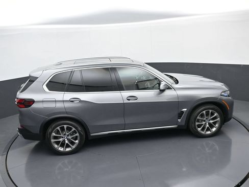 New 2026 BMW X5 xDrive40i w/ Climate Comfort Package AWD/4WD image 37