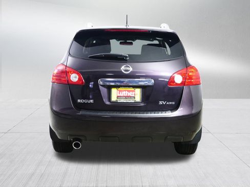 Used 2013 Nissan Rogue SV w/ Premium Pkg image 6