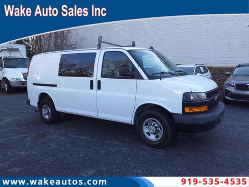 Used 2019 Chevrolet Express 2500 w/ Driver Convenience Package RWD image 1