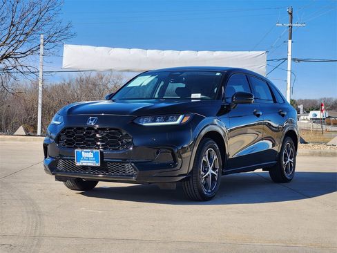 Certified 2024 Honda HR-V EX-L image 3