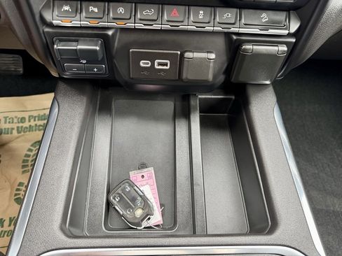 Used 2020 GMC Sierra 1500 AT4 w/ AT4 Premium Package image 41