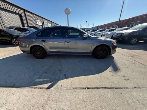 Used 2014 Volkswagen Passat 1.8T S image 25