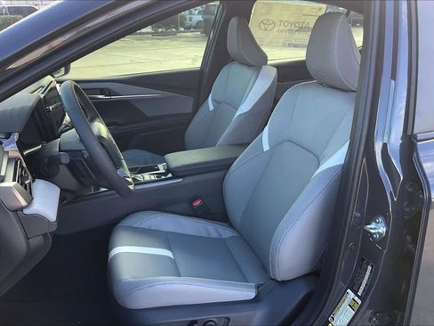 New 2026 Toyota Camry SE image 9