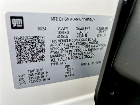 Certified 2025 Chevrolet Trax RS w/ Driver Confidence Package image 28