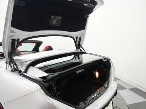 Used 2017 Ferrari California T image 41