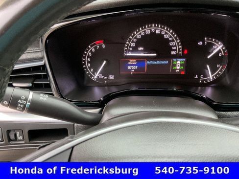 Used 2018 Cadillac XT5 Luxury w/ LPO, Wheel Lock Package AWD/4WD image 36