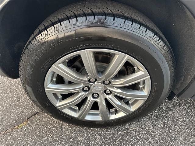 Certified 2023 Cadillac XT4 Premium Luxury w/ Cold Weather Package AWD/4WD image 34