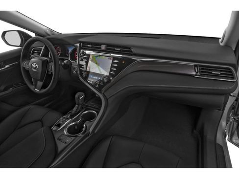 Used 2019 Toyota Camry XSE FWD image 10