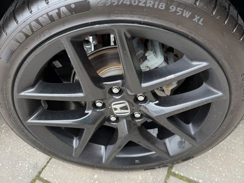 Used 2022 Honda Civic Sport image 9