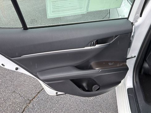 Used 2023 Toyota Camry XLE w/ Navigation Package FWD image 17