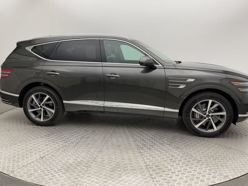 Certified 2026 Genesis GV80 2.5T Advanced AWD/4WD image 9