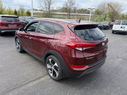Used 2016 Hyundai Tucson Limited AWD/4WD image 2