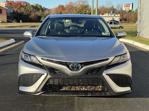 Used 2023 Toyota Camry SE image 25