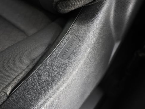 Used 2024 Chevrolet Silverado 2500 LT AWD/4WD image 41