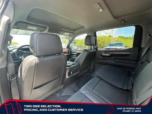 Used 2023 GMC Sierra 1500 Denali w/ Technology Package AWD/4WD image 16