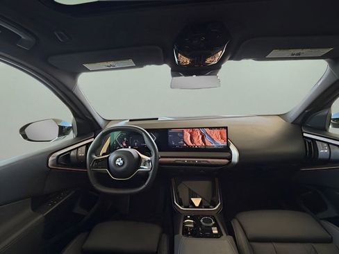 Used 2025 BMW X3 xDrive30i w/ Premium Package AWD/4WD image 36